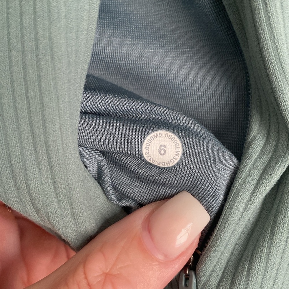 Lululemon Ribbed Cropped Define Jacket | Tidewater Teal | Size 6 - Picture 4 of 12